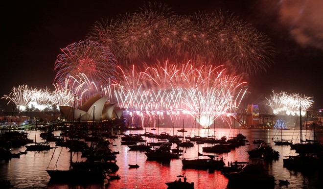 Pháo hoa ở Australia chào đón 2017 