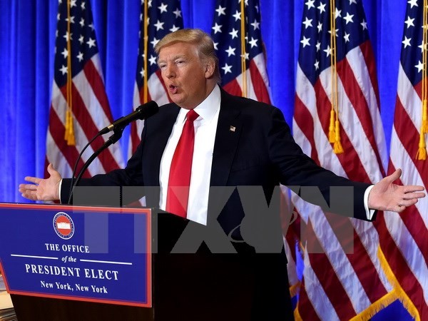 Tổng thống đắc cử Mỹ Donald Trump phát biểu trong cuộc họp báo ở New York ngày 11/1 vừa qua. (Ảnh: AFP/TTXVN) 