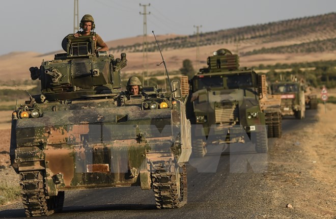 Binh sỹ Thổ Nhĩ Kỳ tại thị trấn vùng biên Karkamis thuộc tỉnh Gaziantep (Thổ Nhĩ Kỳ) - khu vực giáp ranh với Syria. (Nguồn: AFP/TTXVN)