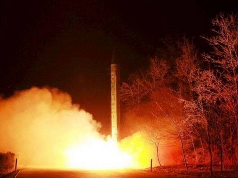 RADIO Thế giới 24H: Triều Tiên không ngần ngại sử dụng vũ khí hạt nhân