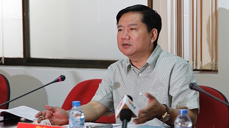 Bí thư Thành ủy TPHCM Đinh La Thăng trong buổi làm việc với Huyện ủy Củ Chi (ảnh: Quốc Anh).