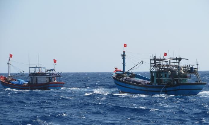 Tàu cá ngư dân Việt đánh bắt ở Hoàng Sa