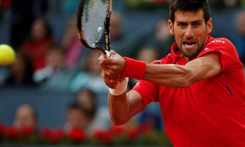 Djokovic trải qua trận đấu khó khăn với Nishikori. Ảnh: Reuters.