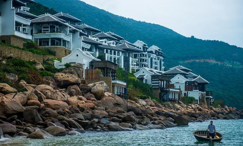InterContinental Danang Sun Peninsula Resort được vinh danh