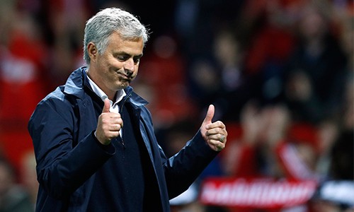 Mourinho thừa nhận không thể đòi hỏi nhiều hơn từ các học trò, dù có chút tiếc nuối vì Man Utd không thể thắng đậm hơn. Ảnh: Reuters.