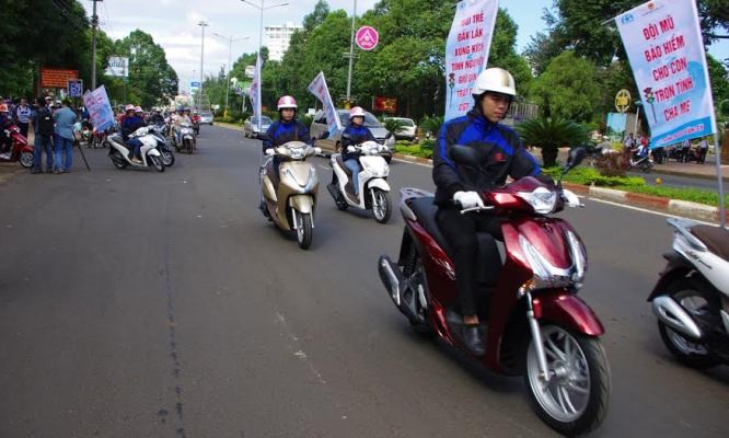 Đắk Lắk: Ra quân 'Tháng hành động an toàn giao thông'