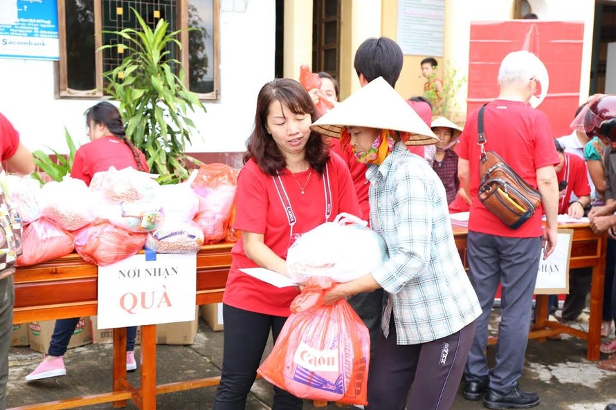 Doanh nghiệp Nhật cứu trợ dân vùng lũ miền Trung 