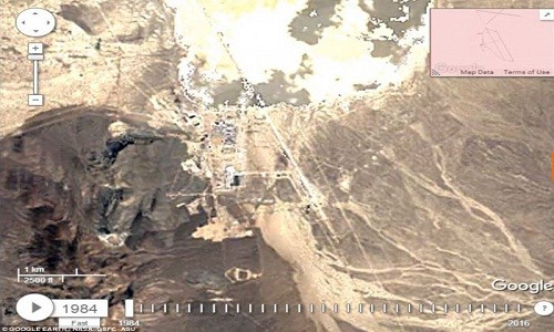 Khu vực 51 trong ảnh chụp năm 1984 của Google Earth. Ảnh: Google.