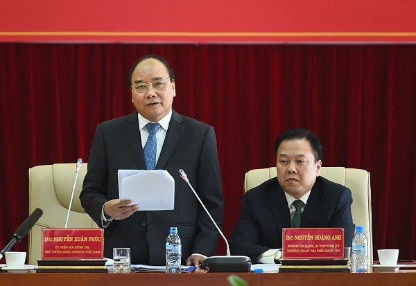Thủ tướng Nguyễn Xuân Phúc phát biểu trong buổi họp.
