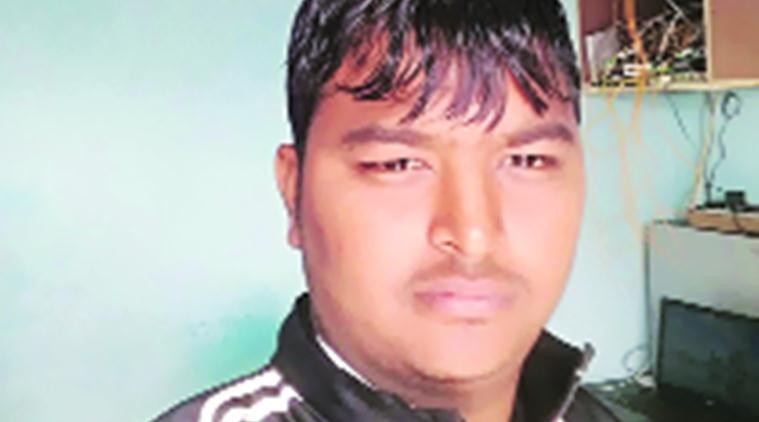 Rohit Singh, một trong hai thiếu niên phát hiện chiếc máy bay của GoAir phát hoả.