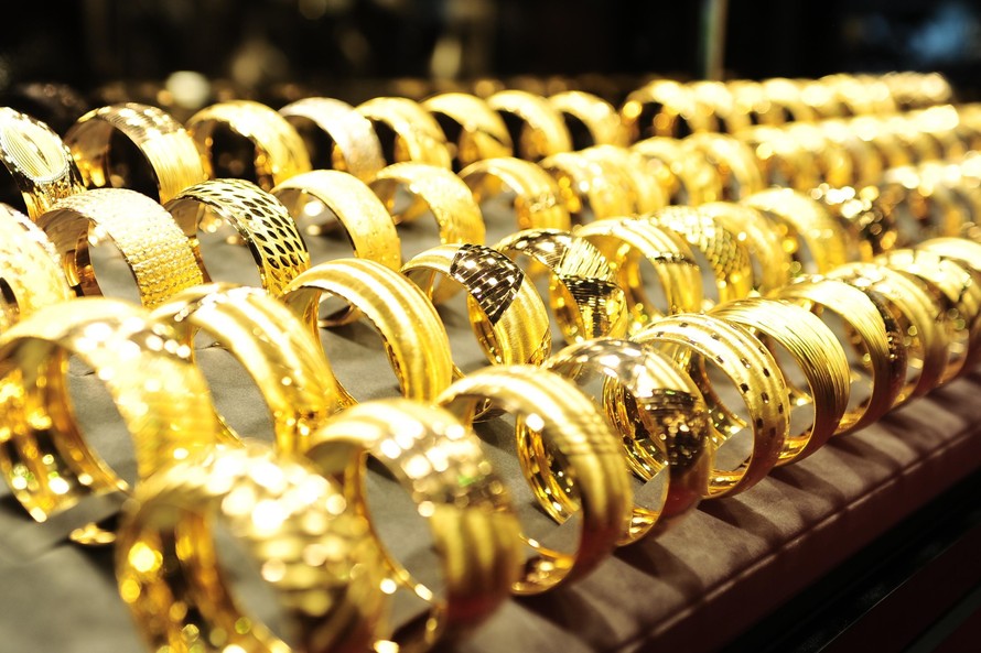 Giá vàng hôm nay 16/2: Vàng tăng nhẹ, tỷ giá sát mốc 23.000 đồng