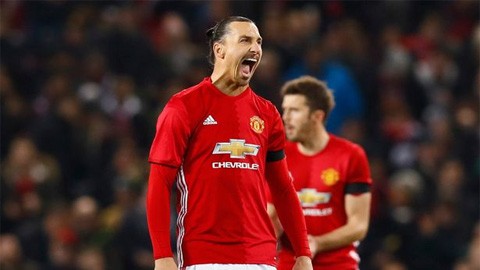 Vì sao Ibrahimovic trì hoãn gia hạn hợp đồng với M.U?