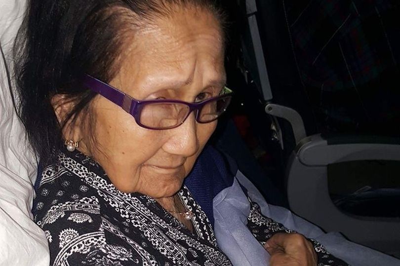 Cụ bà Paz Orquiza "rớt nước mắt" vì United Airlines.