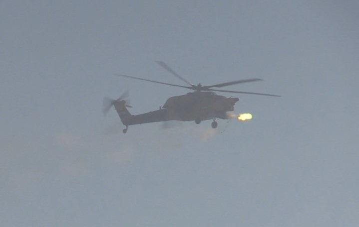 Trực thăng tấn công của Không quân Iraq.
