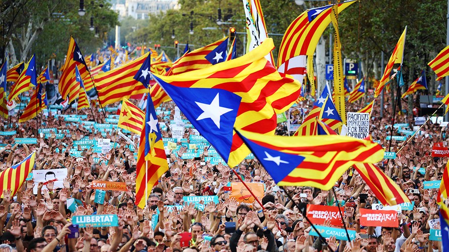 ‘Madrid không chấp nhận Catalonia độc lập, nhưng sẽ mở rộng quyền tự trị’