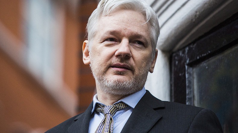 Người đồng sáng lập WikiLeaks Julian Assange đổ lỗi cho CIA về vụ khủng bố New York. Ảnh: AFP