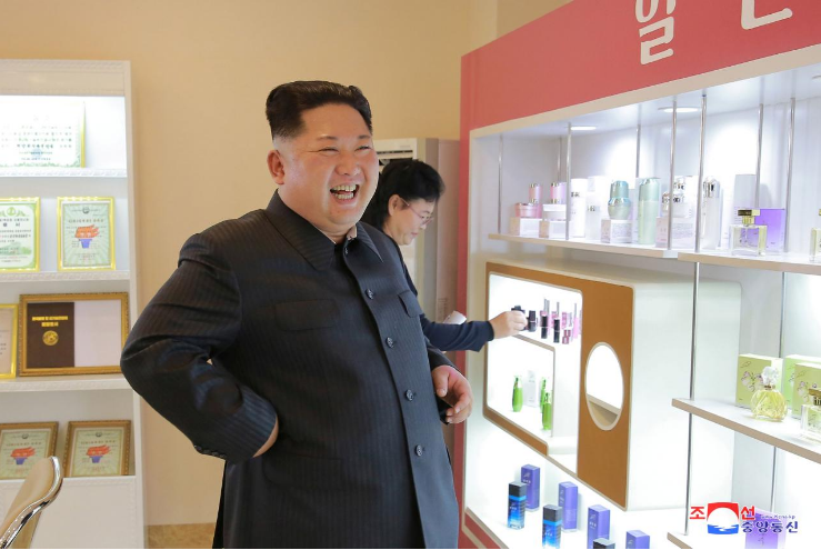 Chủ tịch Triều Tiên Kim Jong-un sắp chỉ đạo một vụ phóng tên lửa mới? Ảnh: KCNA