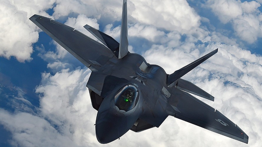 Tiêm kích tàng hình F-22 Raptor của Không quân Mỹ. Ảnh: Reuters