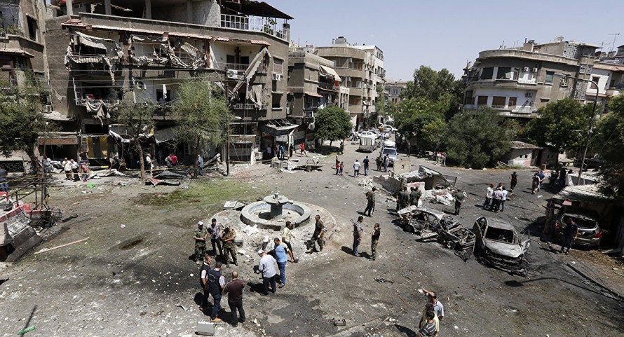 Khu vực phía đông thủ đô Damascus bị đánh bom tự sát hồi 2/7. Ảnh: AP