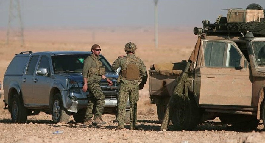 Lính Mỹ xuất hiện ở gần thành phố Raqqa, Syria. Ảnh: Reuters