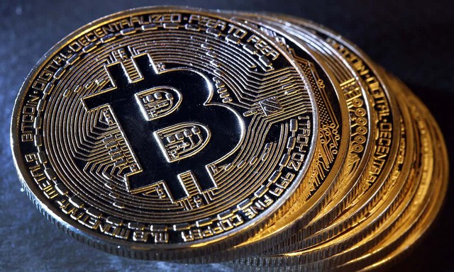 Thị trường Bitcoin có khả năng gặp khó trong bối cảnh giới tội phạm sử dụng blockchain để lưu trữ tài liệu bất hợp pháp.