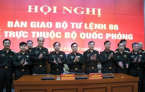 Thủ trưởng Bộ Tổng Tham mưu chứng kiến ký bàn giao giữa các cơ quan Bộ Tổng Tham mưu và Bộ tư lệnh 86.