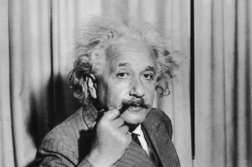 Những quy tắc kỳ quái áp đặt lên vợ của thiên tài Albert Einstein