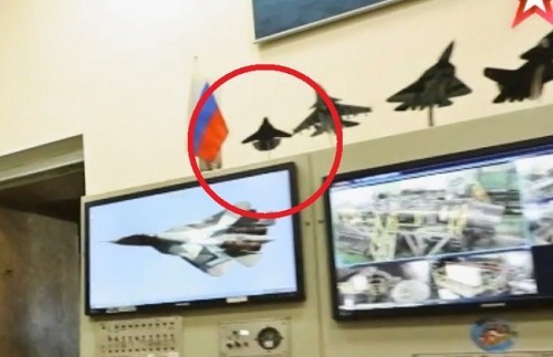 Hình ảnh thiết kế tiêm kích tương lai do kênh truyền hình Zvezda của Nga vô tình để lộ. Ảnh: Defense Blog.