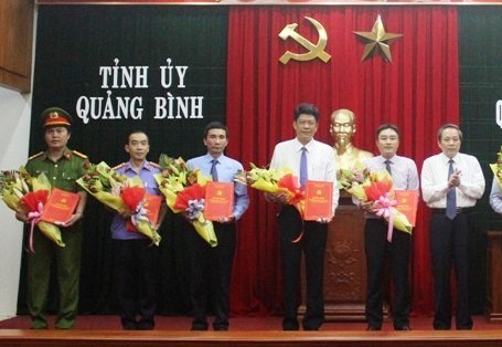 Đồng chí Nguyễn Tiến Hoàng Anh được bổ nhiệm giữ chức vụ Phó Giám đốc Công an tỉnh Quảng Bình.