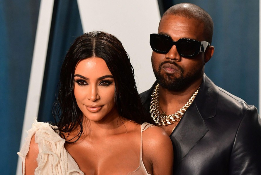 Kanye West thú nhận ‘cắm sừng’ Kim Kardashian trong ca khúc mới
