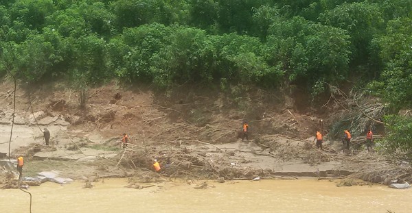 Lào Cai: Chưa tìm thấy 7 người mất tích trong trận mưa lũ lịch sử 
