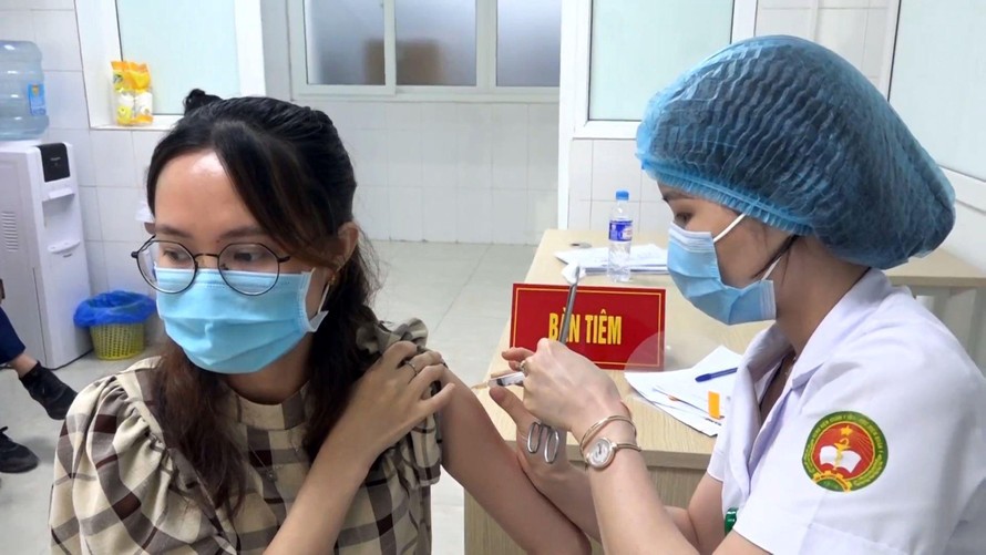 Lý do vắc xin Nano Covax của Việt Nam chưa đủ điều kiện cấp phép khẩn cấp