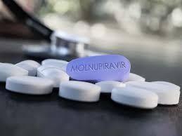 300.000 viên thuốc Molnupiravir điều trị COVID-19 tại nhà về đến Việt Nam