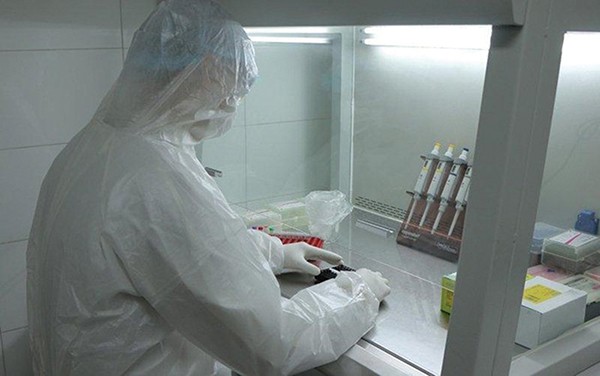 Phó Thủ tướng Vũ Đức Đam: Khẩn trương nghiên cứu, sản xuất vắc-xin phòng bệnh COVID-19