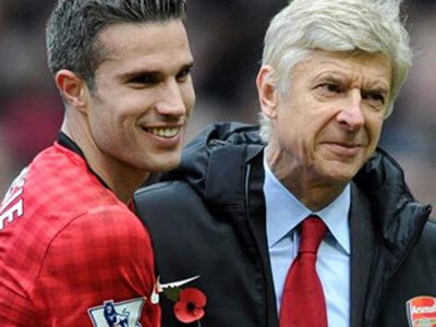 Wenger đau xót khi để van Persie về với M.U