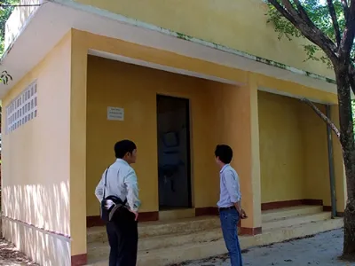 Chính phủ yêu cầu kiểm tra nhà vệ sinh 'dát vàng'