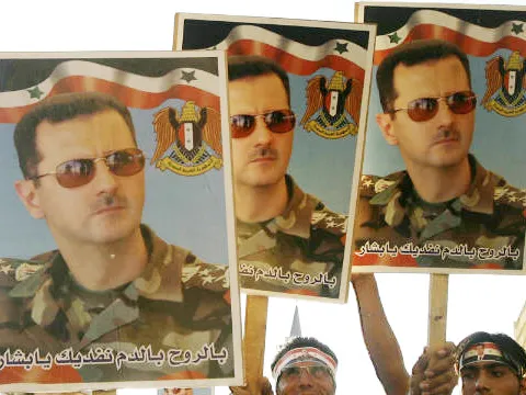 Dùng ‘biện pháp cứng rắn” để Hội đồng dân tộc Syria được công nhận