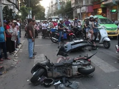 PGĐ Sở lái ‘xe điên’ náo loạn đường phố nói gì?