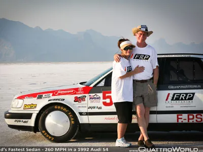 Xế hộp 20 năm vẫn đạt tốc độ 418 km/h