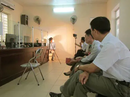 Con tử tù làm CMND mới không cần ghi tên cha mẹ