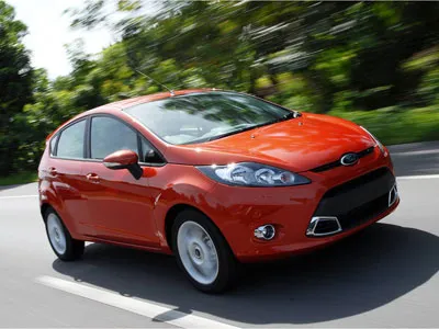 Kinh nghiệm lái xe tiết kiệm nhiên liệu