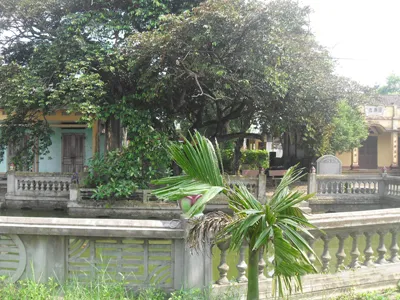 Đền Vua Mây bị lãng quên
