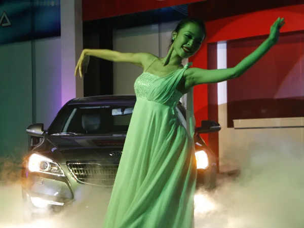 Kia - Carenza tại lễ ra mắt