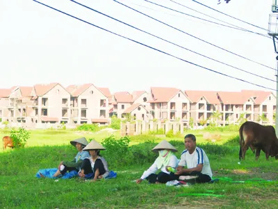 Hàng chục dự án bất động sản… bất động