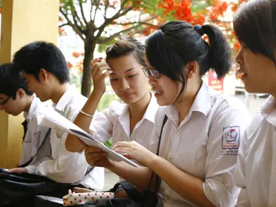 Sẽ đổi mới cách dạy, cách thi để không học lệch