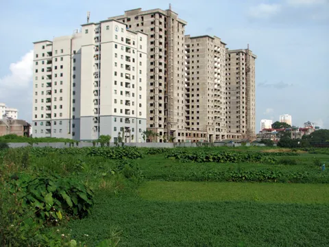 Nửa triệu căn hộ ở Hà Nội chưa có sổ đỏ