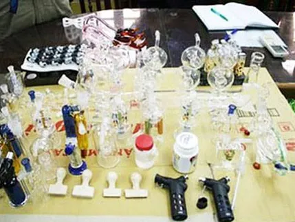 Giới trẻ chơi 'đá' chứng tỏ sành điệu