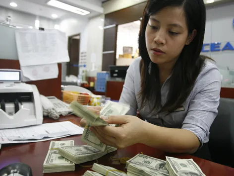 Đô la tăng vì đồn đoán?