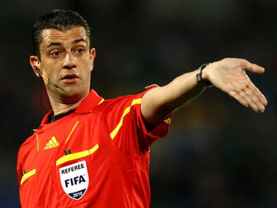 Vicktor Kassai điều khiển trận chung kết Champions League