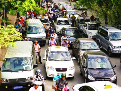 Đầu phương tiện giao thông sẽ phải chịu phí đường bộ?
